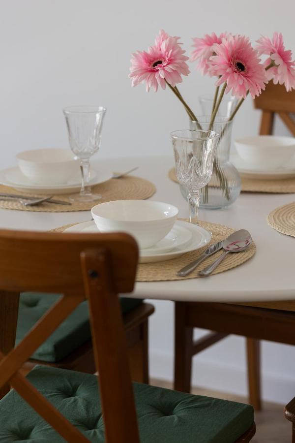 Ursus Sunny Studio For 4 Guests With Parking & Balcony By Noclegi Renters Varsovia Exterior foto